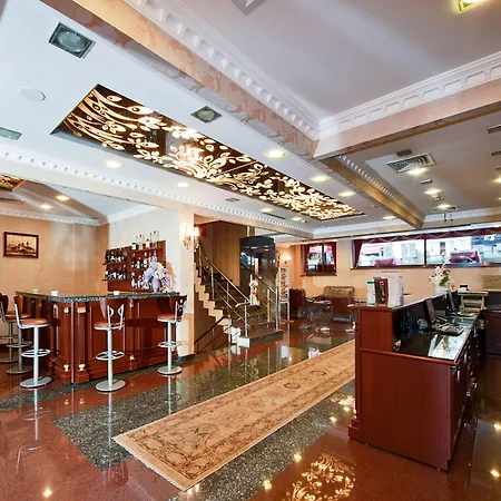 The Byzantium & Κωνσταντινούπολη