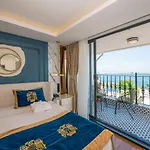 The Byzantium & Hotell
