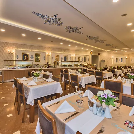 Hotel The Byzantium &